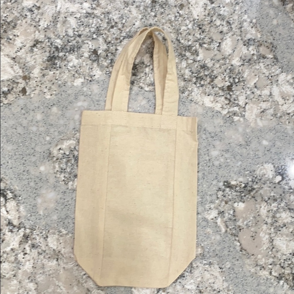 8 Canvas wine totes